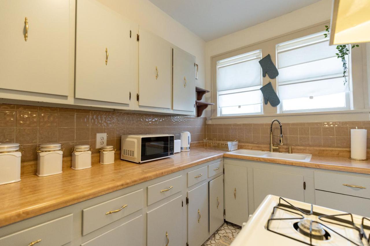 Historic Revival Midtown Memphis Duplex 64 Yes Pets Fast Wifi Free Parking Villa Eksteriør billede