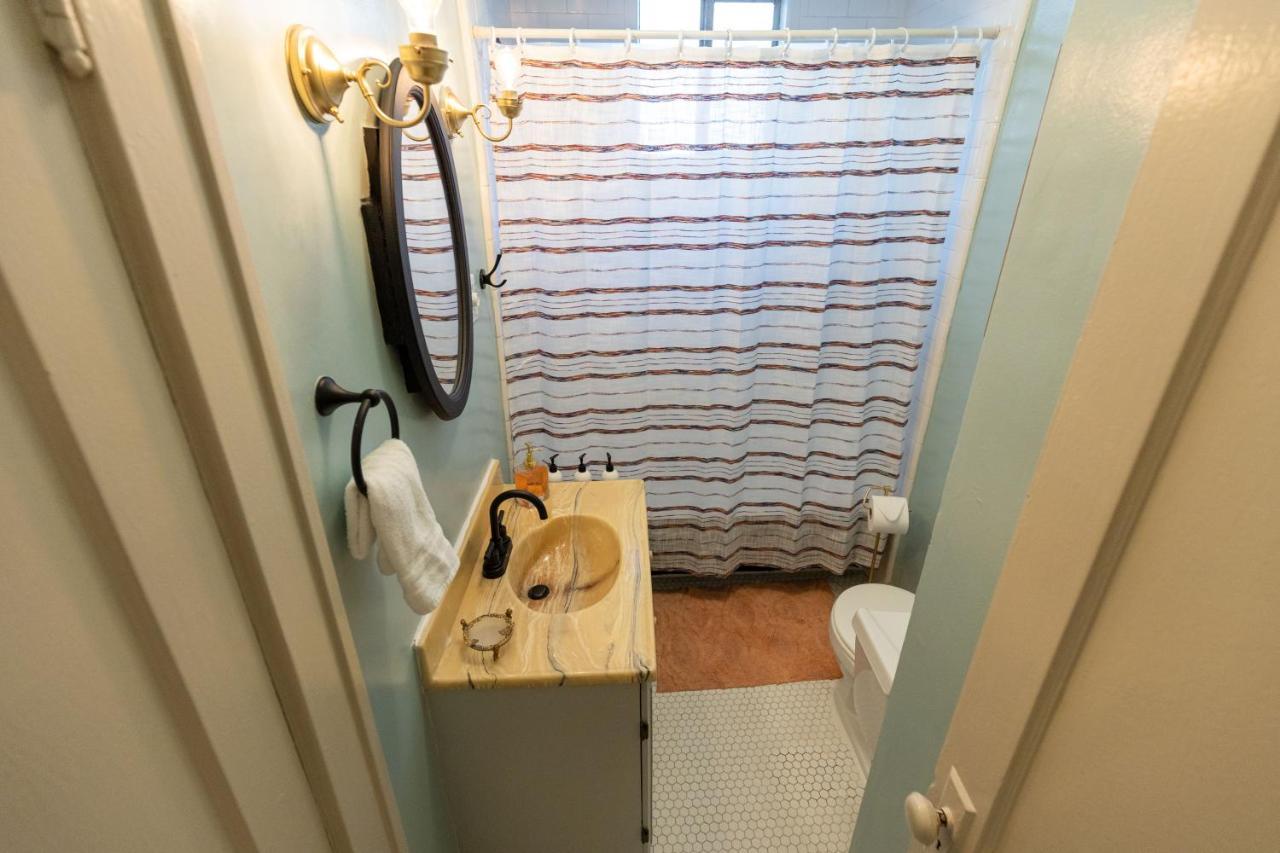 Historic Revival Midtown Memphis Duplex 64 Yes Pets Fast Wifi Free Parking Villa Eksteriør billede